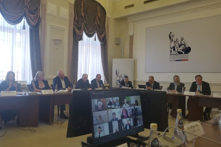 Президент НОСТРОЙ Антон Глушков рассказал членам Общественной палаты РФ о месте и роли саморегулирования в строительстве Президент НОСТРОЙ Антон Глушков рассказал членам Общественной палаты РФ о месте и роли саморегулирования в строительстве