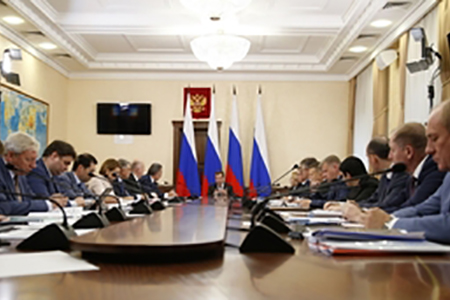 Глава НОСТРОЙ Антон Глушков на совещании у премьер-министра Дмитрия Медведева представил предложения строительной отрасли для стимулирования спроса на жилье Глава НОСТРОЙ Антон Глушков на совещании у премьер-министра Дмитрия Медведева представил предложения строительной отрасли для стимулирования спроса на жилье